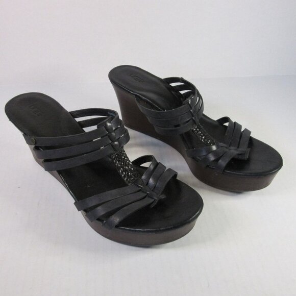 UGG Leather Mattie Strappy Black Wedge Heels Sandals Women's 10 - Picture 1 of 8